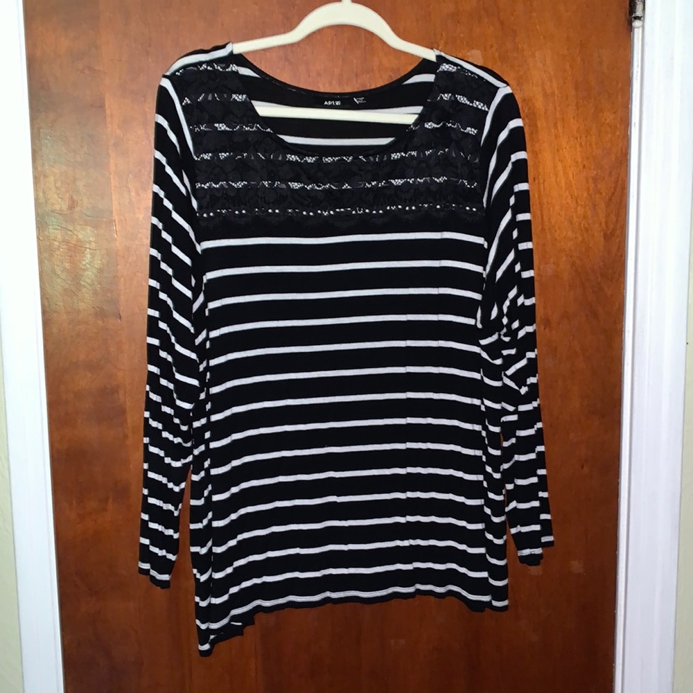 APT. 9 knit top